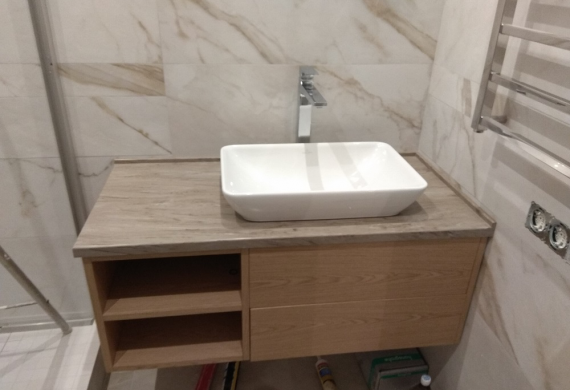 Столешница в ванную комнату