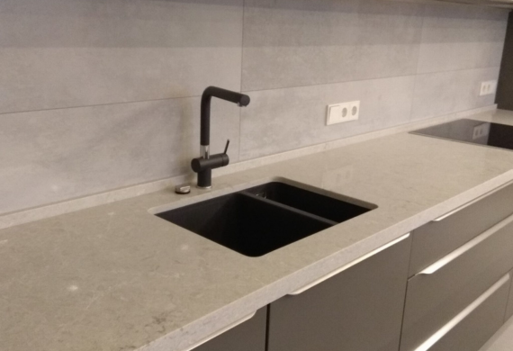 Прямая столешница для кухни